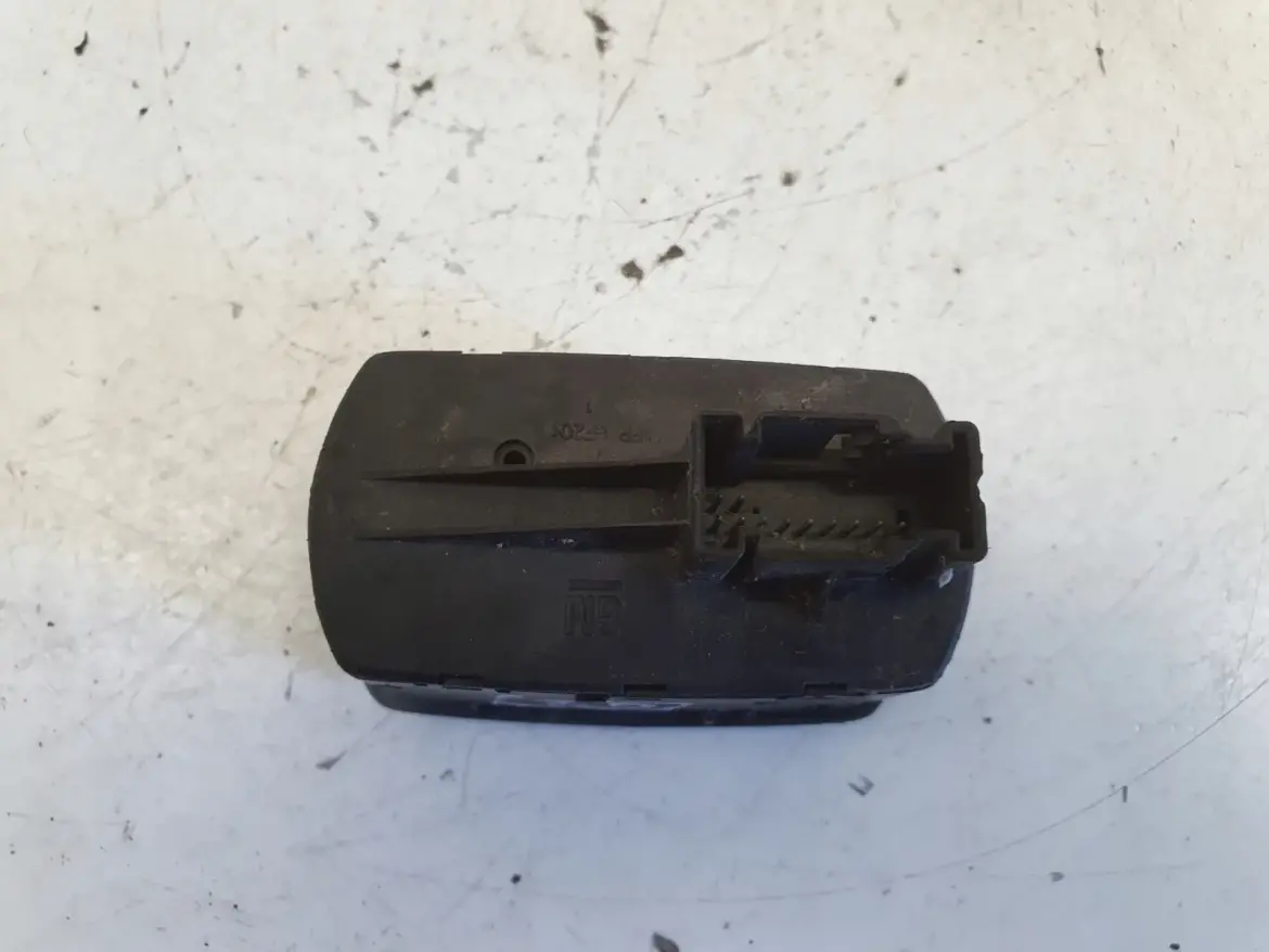 Opel Corsa D PRZEŁĄCZNIK SZYB panel lusterek 13258521AA