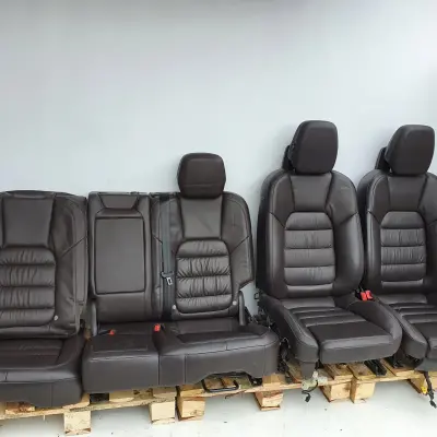 Porsche Cayenne FOTELE KOMPLET FOTELI europa DVD