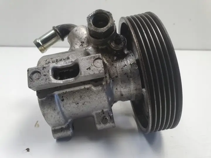 Peugeot Partner 1.9 D POMPA WSPOMAGANIA 9631923680