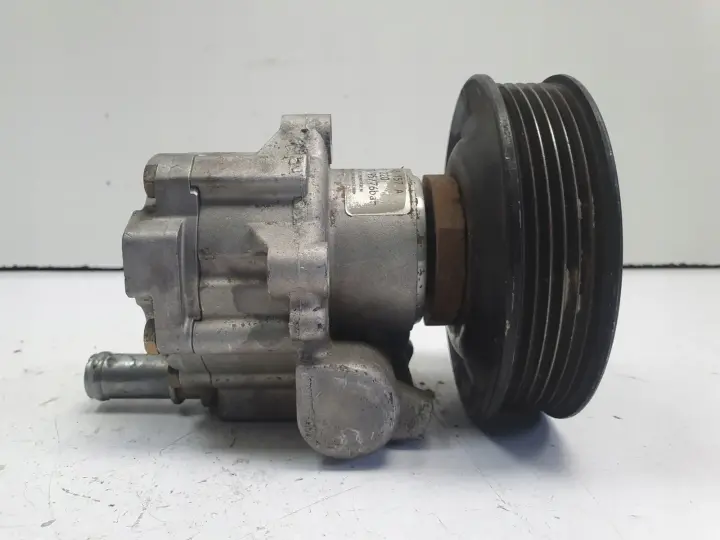 VW Polo III 1.4 16V POMPA WSPOMAGANIA 032145157A