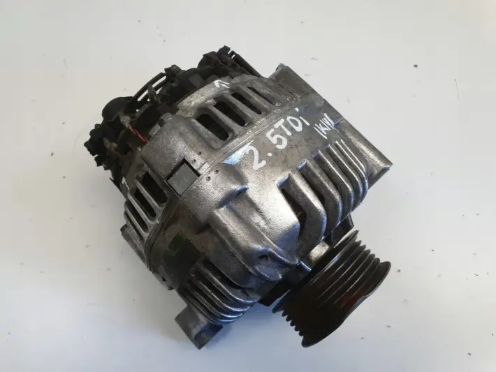 Audi A6 C4 2.5 TDI ALTERNATOR valeo 059903015F