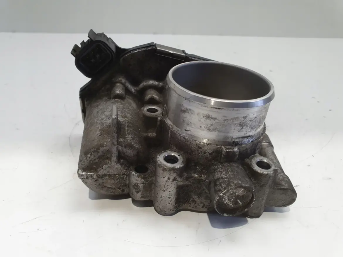 Opel Astra III H 1.4 16V PRZEPUSTNICA 55562270
