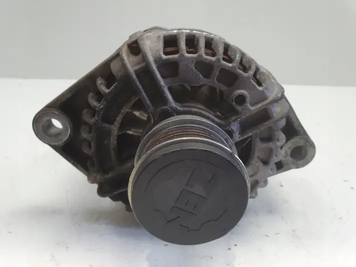 Opel Vectra C 1.9 CDTI ALTERNATOR BOSCH