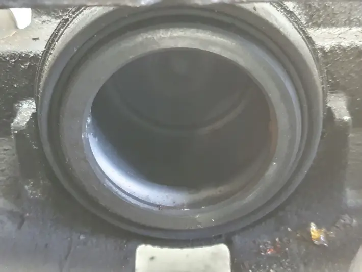 Volvo S60 III XC60 II PRZEDNI ZACISK HAMULCOWY lewy przód KIEROWCY 31665740