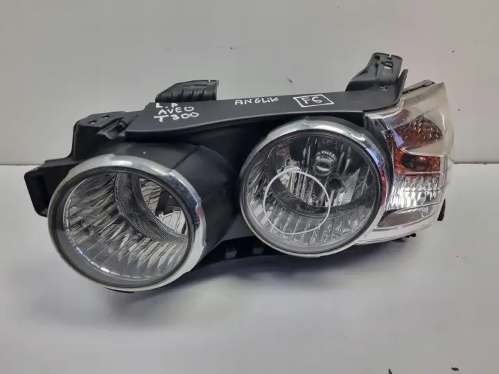Chevrolet Aveo III T300 11-14r PRZEDNIA LAMPA LEWA lewy przód anglik