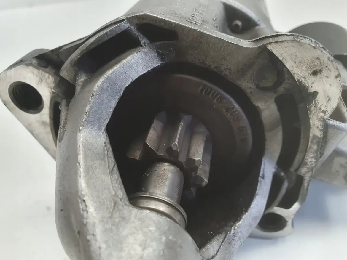 VW Passat B5 1.9 TDI ROZRUSZNIK bosch 068911024G