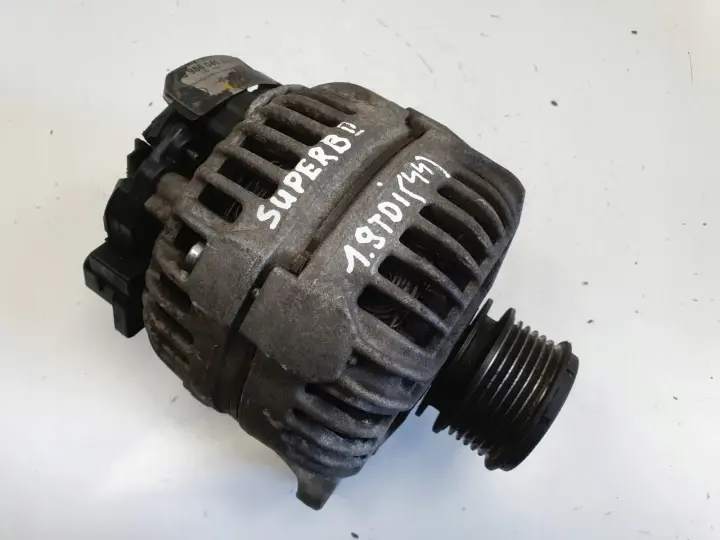 Skoda Superb II 1.9 TDI ALTERNATOR Bosch