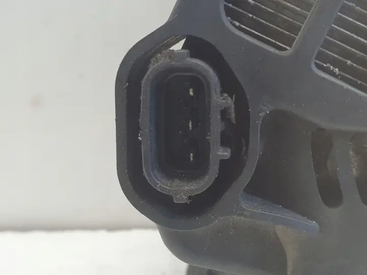 Land Rover Discovery III 2.7 TD V6 ALTERNATOR