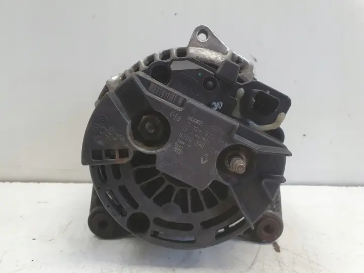Renault Master II 2.5 DCI ALTERNATOR 0124525044 150A bosch