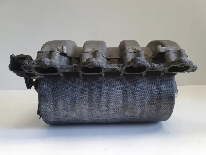 Mercedes W220 5.0 V8 KOLEKTOR SSĄCY
