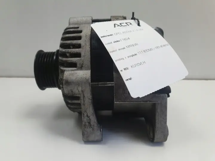 Opel Astra IV J 1.6 16V ALTERNATOR