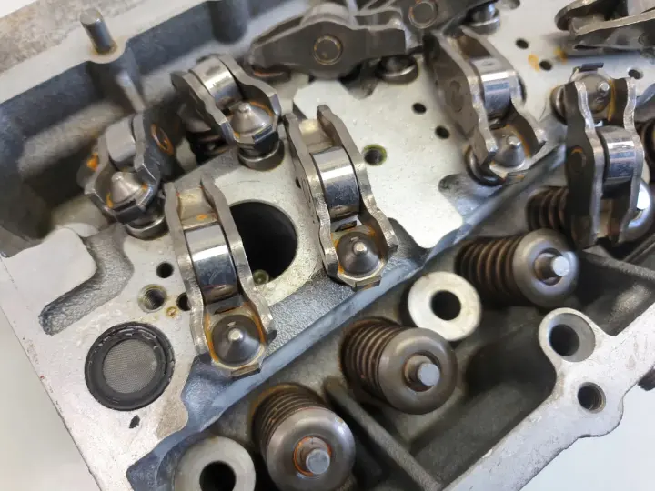 Audi A3 II 8P 1.6 FSI GŁOWICA CYLINDRÓW 03C103358S