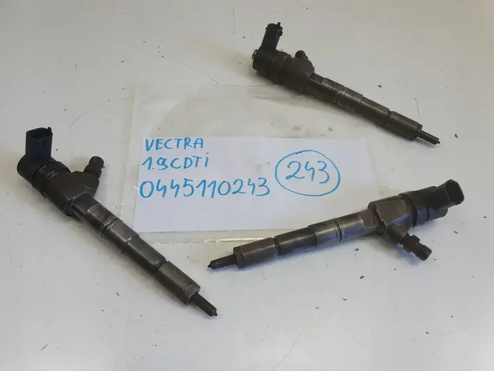 Opel Vectra C 1.9 CDTI 16V WTRYSKIWACZ wtrysk 0445110243