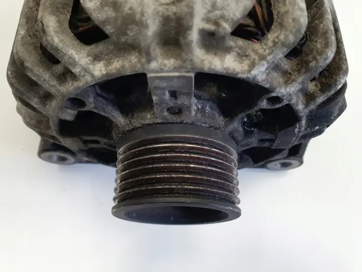 Peugeot 307 1.6 16V ALTERNATOR 9656956280 Valeo