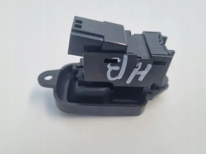 Volvo S60 II V60 V40 PRZEŁĄCZNIK STEROWANIA SZYBĄ szyb przycisk 31272013