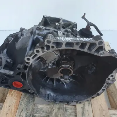 Toyota Corolla Verso II 2.2 D4D SKRZYNIA BIEGÓW manualna MANUAL