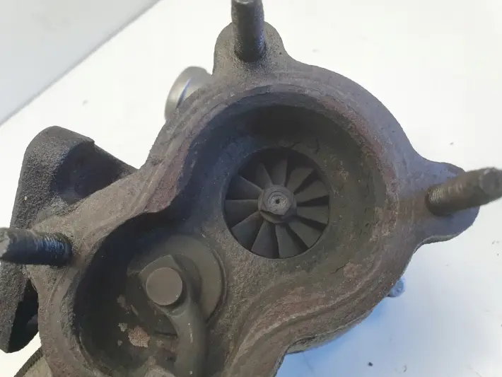 VW Sharan 1.9 TDI TURBOSPRĘŻARKA turbo 028145701J AHU 90KM