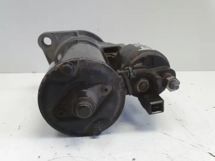 Audi A3 8L 1.8 T ROZRUSZNIK 0001121026 bosch