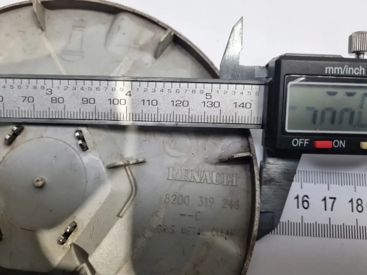 Renault DEKIELEK FELGI Kapsel kołpak 8200319246 143 mm