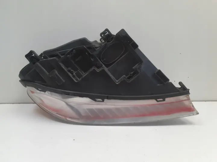 Volvo S80 II V70 III 07-13r PRZEDNIA LAMPA LEWA lewy przód EUROPA 31214351