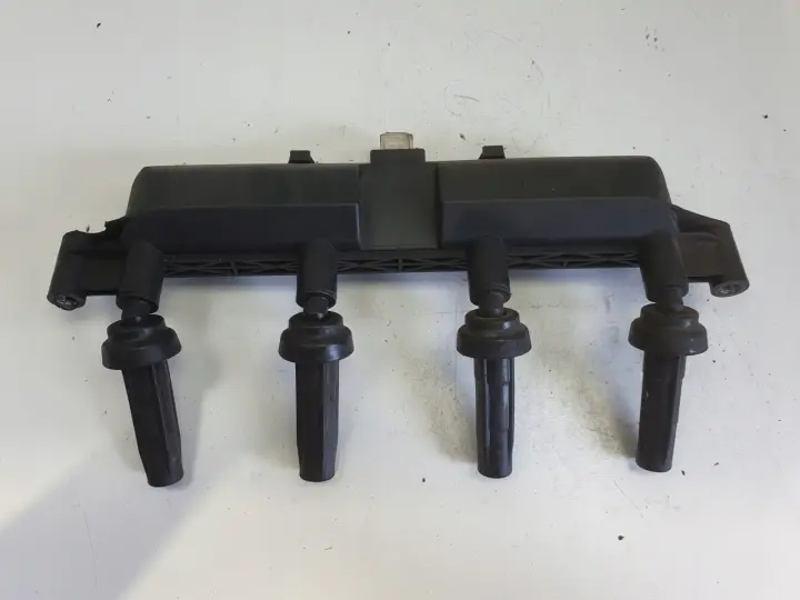 Peugeot Citroen 1.1 1.4 8V CEWKA ZAPŁONOWA 597079