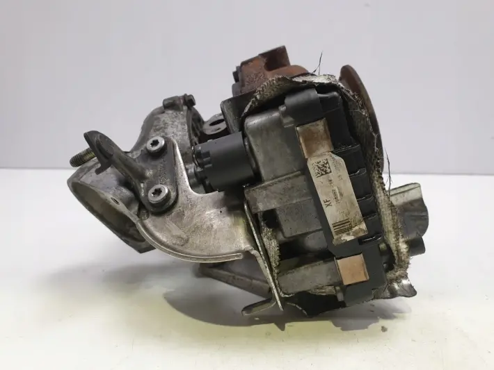 BMW E87 2.0 D TURBOSPRĘŻARKA turbo 7798055
