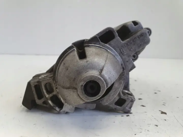 BMW E90 2.0 D N47 ROZRUSZNIK bosch 0001148010