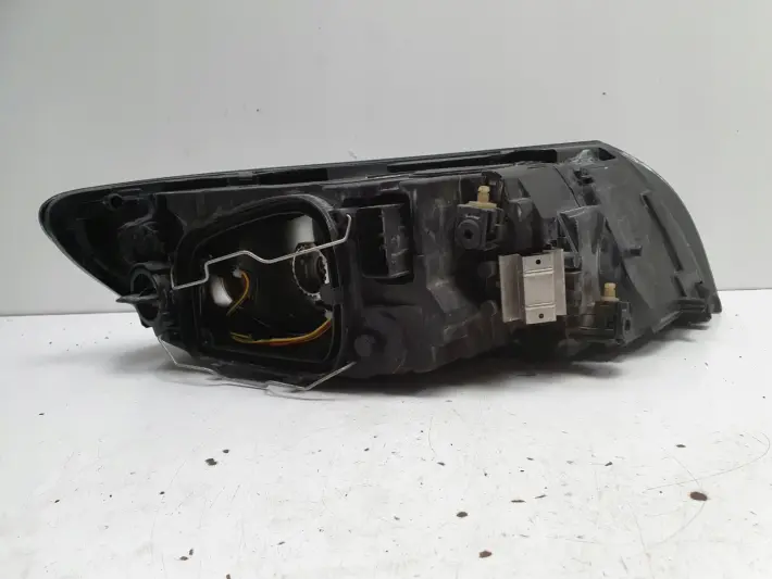 Volvo S40 II V50 LIFT XENON PRZEDNIA LAMPA LEWA lewy przód 31265698