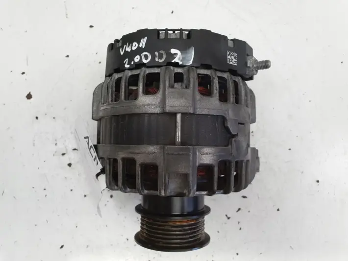 Volvo V40 II 2.0 D D2 ALTERNATOR 150A 31419101