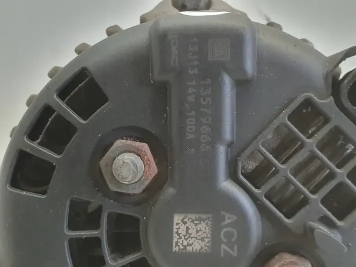 Opel Insignia 1.8 16V ALTERNATOR 13579666 100A