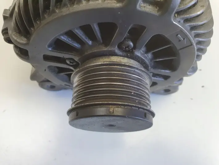 Renault Megane III Scenic III 1.5 DCI ALTERNATOR 8200960533 210A