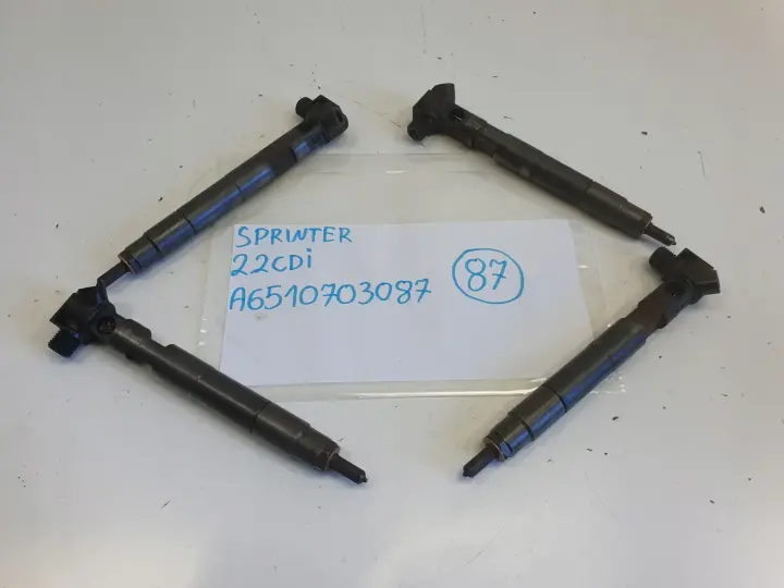 Mercedes Sprinter 906 2.2 CDI WTRYSKIWACZ wtrysk A6510703087