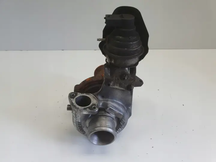Opel Insignia 2.0 CDTI TURBOSPRĘŻARKA turbo 55570748