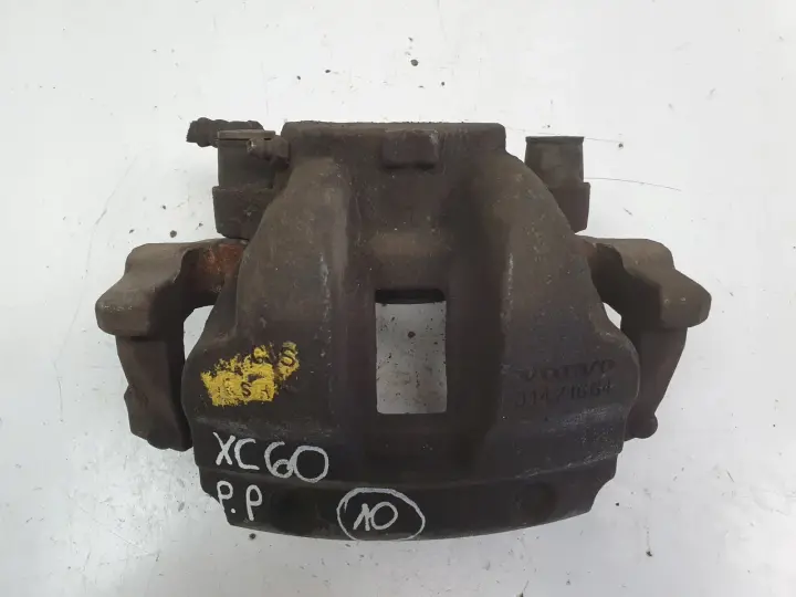 Volvo S60 III V60 XC60 II PRZEDNI ZACISK HAMULCOWY prawy przód PASAŻERA
