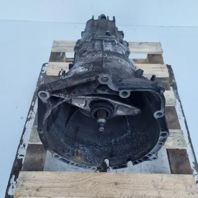 Opel Omega B 2.5 V6 SKRZYNIA BIEGÓW manualna 90523122 MANUAL