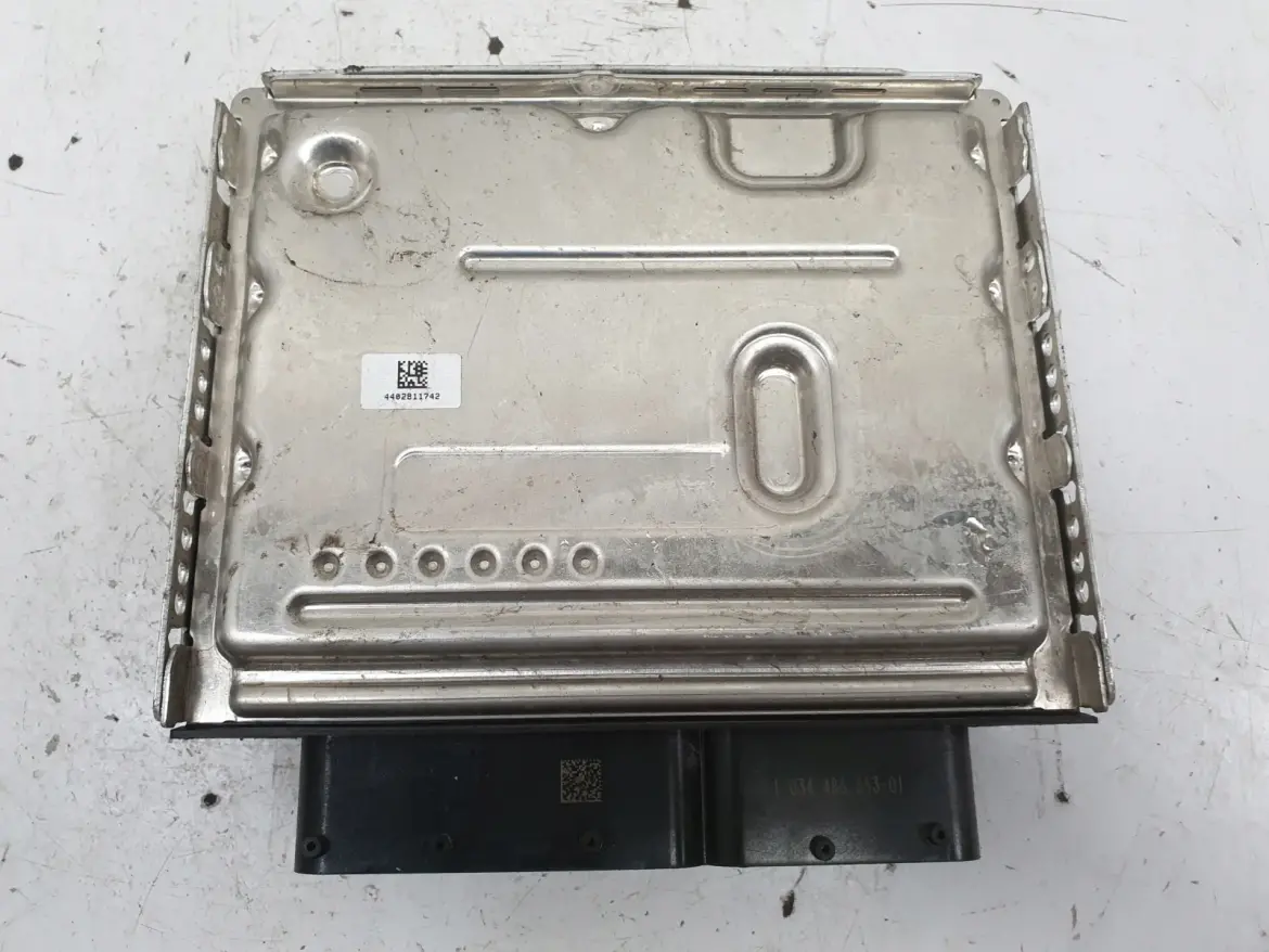 VW Skoda Seat STEROWNIK SILNIKA komputer 04E907309FH