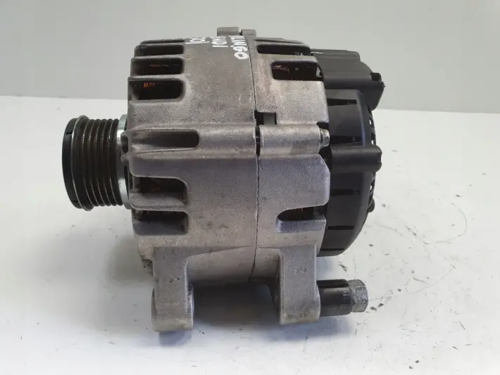 Peugeot Partner II 1.6 HDI ALTERNATOR VALEO