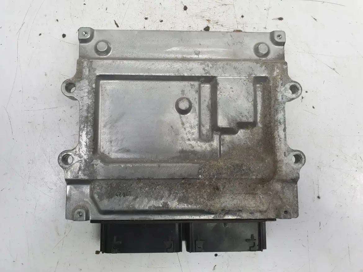 Volvo S60 II V60 2.0 D4 STEROWNIK SILNIKA komputer 31312486