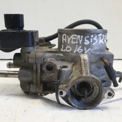 Toyota Avensis T22 2.0 16V PRZEPUSTNICA 22270-74350 oryginał