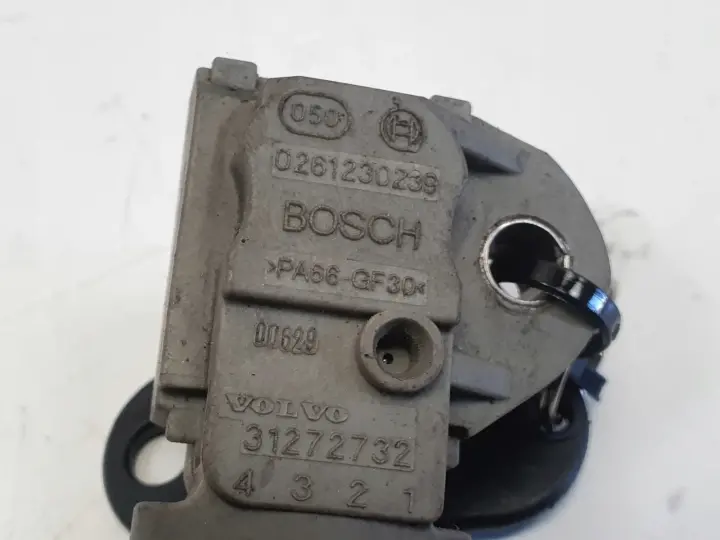Volvo S40 II V50 2.5 T turbo CZUJNIK CISNIENIA PALIWA 0261230239