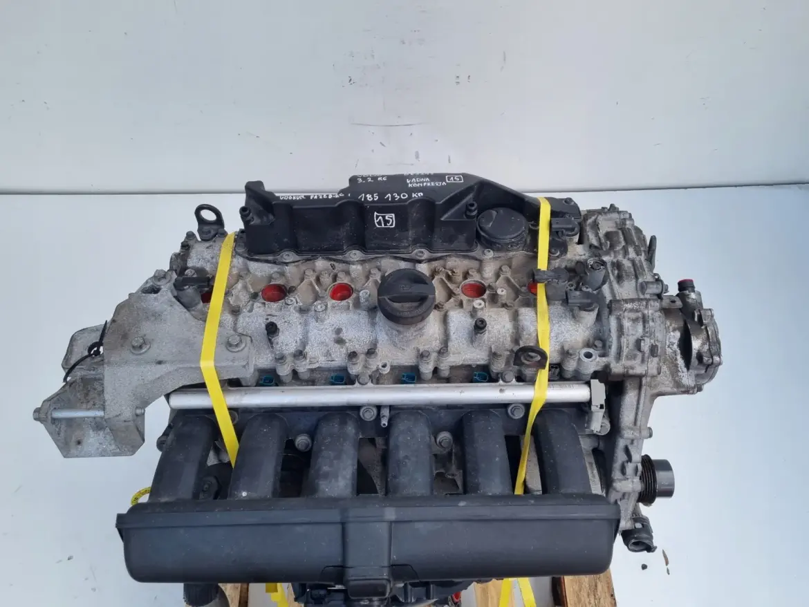 SILNIK Volvo XC70 II 3.2 BENZYNA 238KM udokumentowane 185tyś B6324S