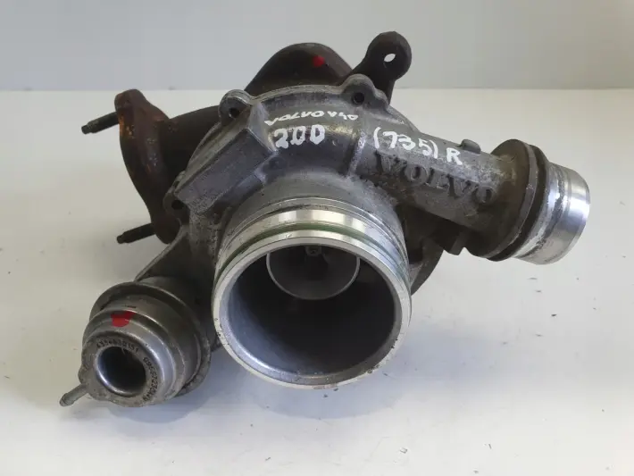 Volvo V40 II 2.0 D D2 TURBOSPRĘŻARKA turbo 31380130
