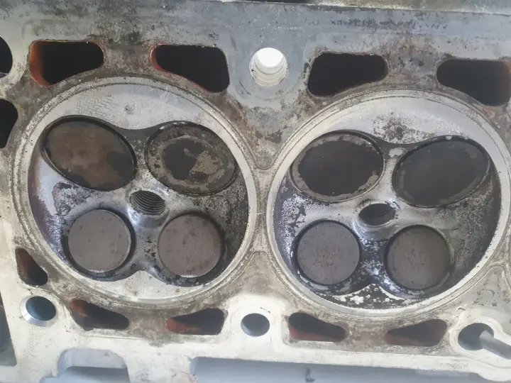 Mini Cooper R50 R53 1.6 16V GŁOWICA CYLINDRÓW 04777751AB