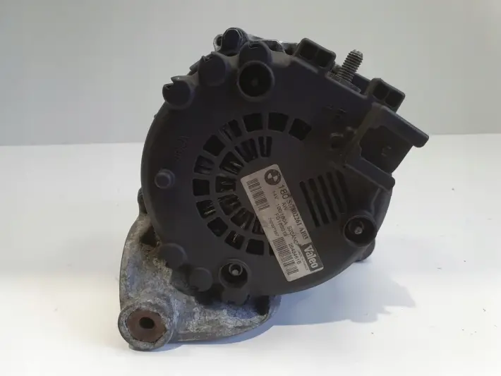BMW E87 E90 2.0 D ALTERNATOR valeo 7802261 AL03 180A