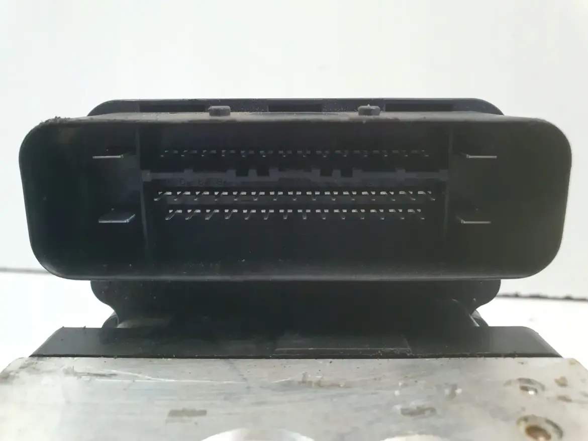 Volvo XC70 II lift POMPA ABS hamulcowa Sterownik P31423347