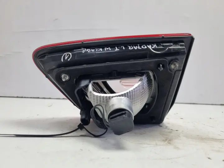 Renault Kadjar TYLNIA TYLNA LAMPA LEWA lewy tył kierowcy w klapę 265550151R