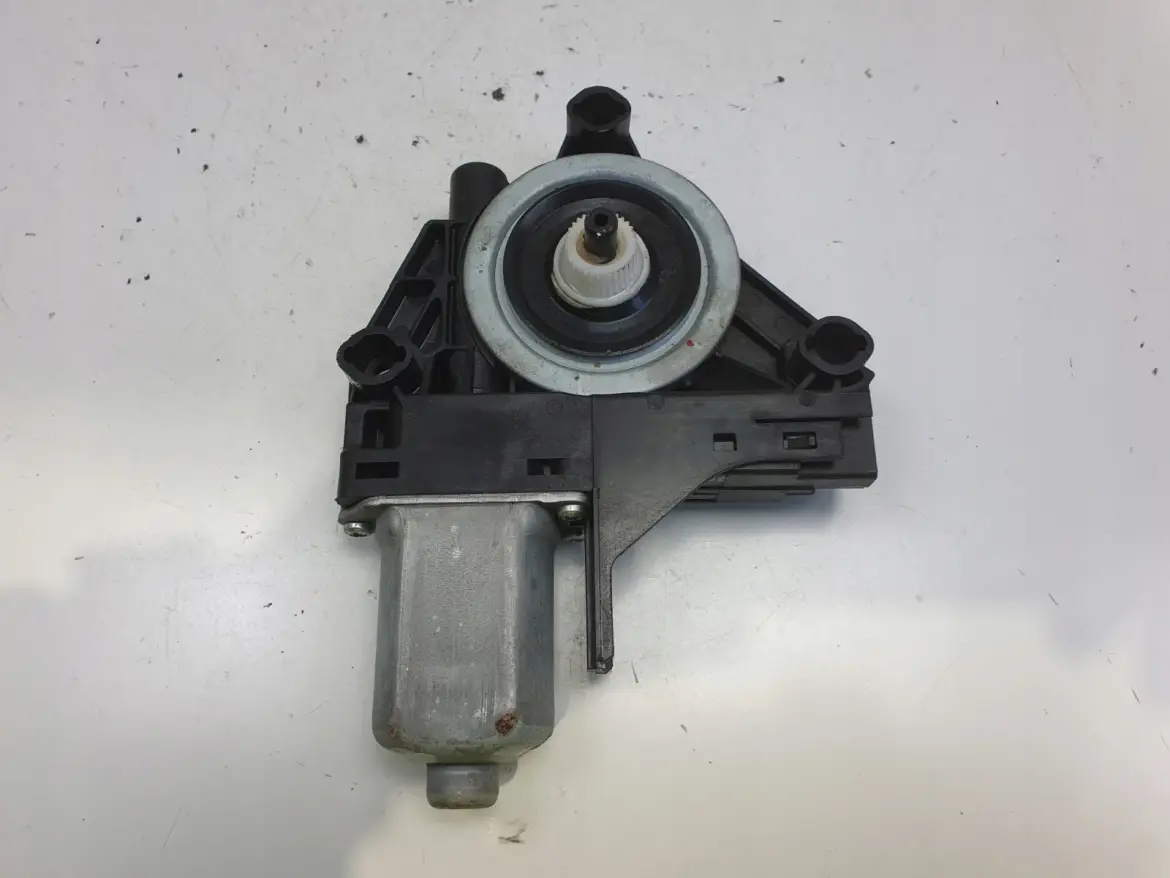 Volvo S60 II V60 SILNICZEK SZYBY prawy tył PASAŻERA 966265