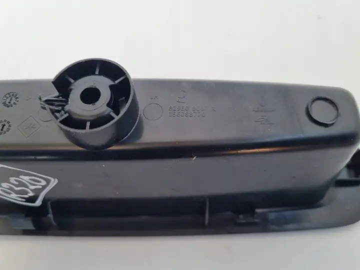 Renault Kadjar PRZEŁĄCZNIK SZYBY PANEL prawy tył PASAŻERA 829508687R