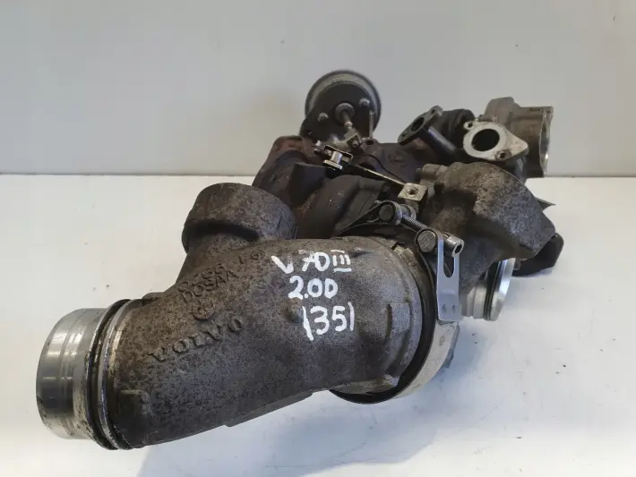 Volvo V70 III 2.0 D4 TURBOSPRĘŻARKA turbo BITURBO 31397999