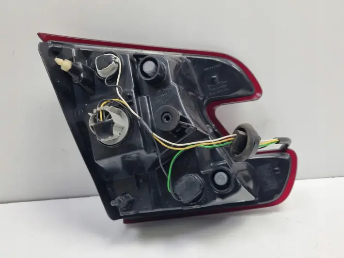 Renault Megane III kombi TYLNA LAMPA PRAWA prawy tył W KLAPE 265500027R